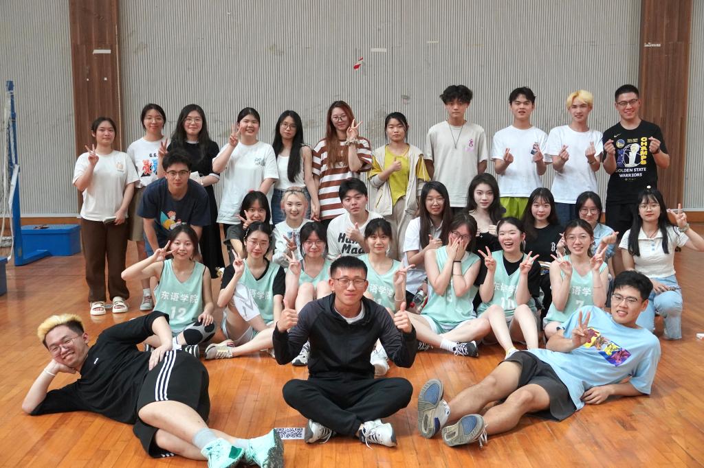 身姿飒沓，履践致远——记东语女篮的首次亮相